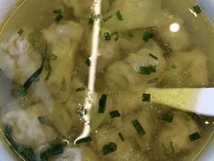 特色鸡汤馄饨-老乡鸡(上海白玉兰广场店)