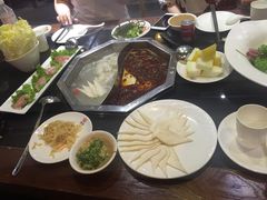 -重庆德庄火锅(体育中心店)
