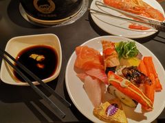-钱小奴海鲜自助黑金店(杭州滨江龙湖店)