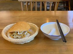 肉松色拉米饭饼-花悦豆香