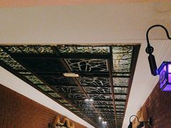 -依呀呀ktv烧烤小串(中山西路店)