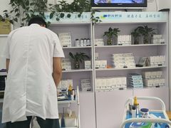 -世龙世家甲沟炎·灰指甲·嵌甲矫正·修脚(武侯区双楠店)