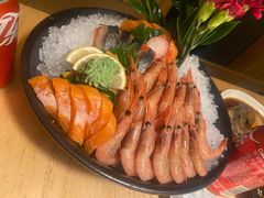 -枝魯枝魯自助料理