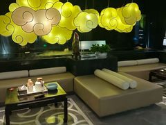 -新盈光·云会所(百丈东路店)