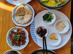 -桥香园过桥米线(国贸店)