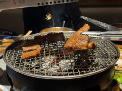 -草家酱蟹炭火烤肉店(珲春南路一店)