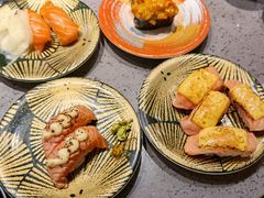 炙烧芝士三文鱼-小乔回转寿司(沈阳大悦城店)