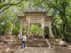 -灵岩山风景区