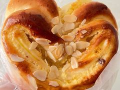 -苹果花园(乳山路店)