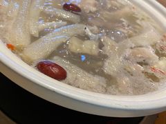 竹荪椰子鸡汤-龙泉人椰子鸡.糟粕醋.海南菜(三亚旗舰店)