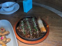 -蜜桃餐厅·伴山(湖滨商业街店)