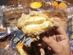 柠檬酸奶酥松小贝-鲍师傅糕点(江苏路店)