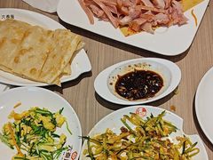 -六泰居·尔滨地标·东北菜(泰山路店)
