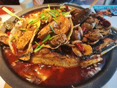 -鸣记脆皮烤鱼(三八广场店)