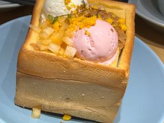 -蜜桃餐厅·伴山(海岸城店)