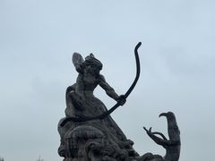 -巴陵广场