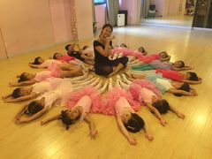 -雅米拉艺术中心(少儿舞蹈培训)