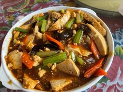 -何适山庄 ·可团建(水长城P2停车场店)