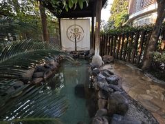 -张家港金凤凰度假村温泉