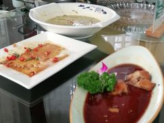 -小菜园新徽菜(镇江丹阳吾悦店)