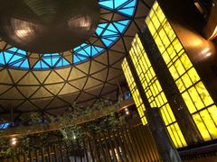 -上海滴水湖皇冠假日酒店