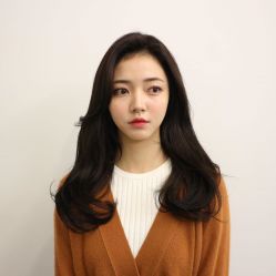 -变画·发型STUDIO