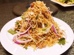 -老码头黑皮肘子锅包肉熏酱水饺(文政街店)