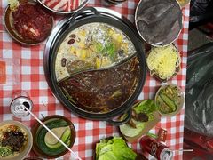 -赵美丽·重庆社区火锅·直营店(火车东站·中豪国际店)