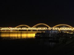 -人民防洪胜利纪念塔