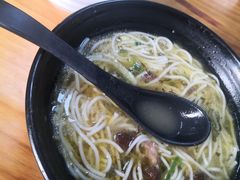 -花溪巷牛肉粉(泉城路店)