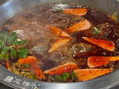 -忘情水鱼头·鲜鱼火锅(滨江中路店)