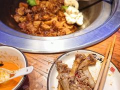 -山河屯铁锅炖(哈西站店)