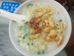 艇仔粥-穗银肠粉店(东川路店)