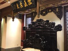 -梅龙镇酒家(南京西路总店)