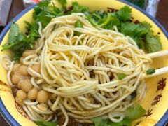 招牌豌杂面-二娃邓板凳面(解放碑店)