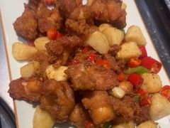 蒜香掌中宝-马路牙子烧烤音乐酒馆(望京店)