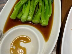 -莱莱小笼·乔艾