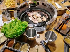 -滋滋烤肉(解放路创客店)