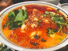 -云海肴·汽锅鸡·云南菜(天山百盛优客店)