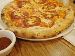 -城市大道红炉披萨烘焙坊