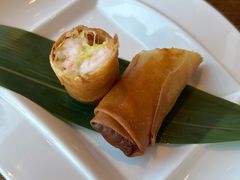 鲜虾炸春卷-金鹰国际酒店·满园春中餐厅