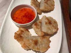 黑白墨鱼饼-金椰壳· 大厨新加坡菜(壹方城店)