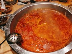 -野山舂·贵州现舂酸汤牛肉(鸿通城店)