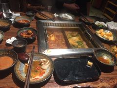 -老牌坊云南鱼豆花火锅(嵩山店)