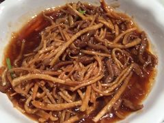 -刘胖子家常菜·蹄花焖藕(中央花园店)
