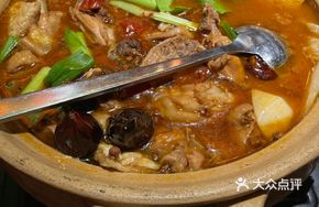 Spicy Sichuan-style Chicken with Pig Intestines