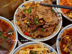 -肖四女乐山跷脚牛肉(滨江天街店)