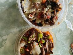 -歹歹的加个面过油肉拌面