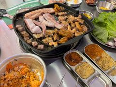 -阿亲家·韩式无限烤肉(春熙路店)