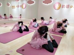 -韵姿少儿舞蹈(北外滩校区)